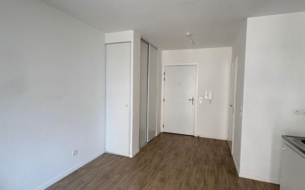 Appartement à louer    1 pièce •  Bobigny