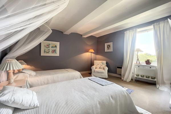 Vente Maison de luxe Uzès 7 Pièces 222 m²