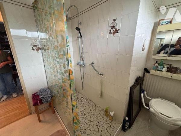 A VENDRE, Gironde, proche Bordeaux, EYSINES, quartier Migron, sur un terrain de 332 m², Maison ...