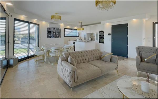 Maison à vendre SEGNY (01) Construite en 2025 une maison ou la qualité séduit dès les premiers instants