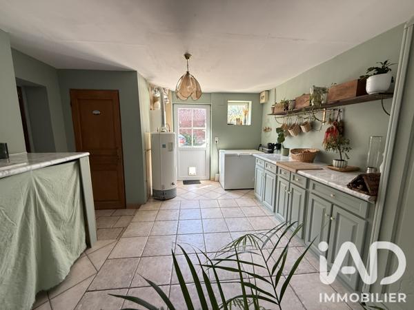 Maison à vendre 9 pièces 211,11 m² Pont-à-Vendin