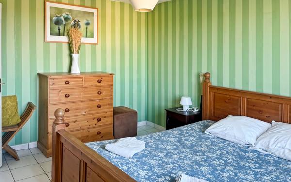 Maison à vendre    5 pièces •  Marseillan