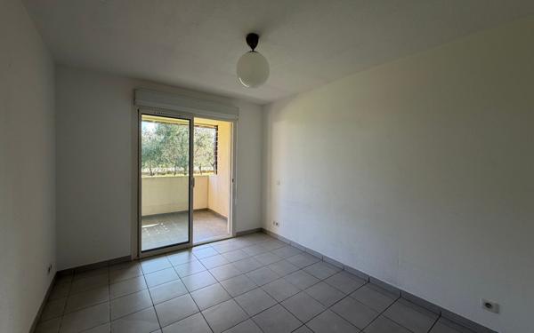 Appartement à vendre    2 pièces • 42,04 m2 Biguglia