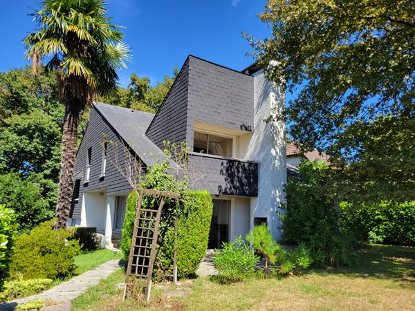 Maison Lescar 7 pièce(s) 170 m2