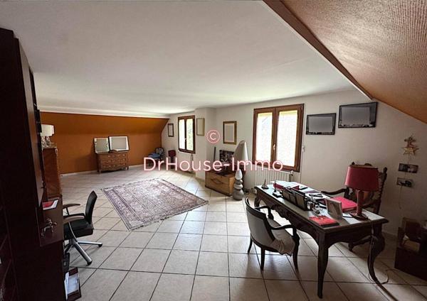 Maison à vendre 7 pièces de 213 m²