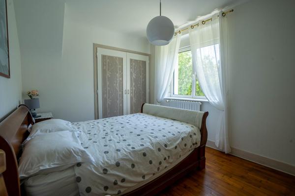 SARZEAU - GOLF DU MORBIHAN - Belle Maison traditionnelle T5 de 115 m² avec grand jardin arboré et clos de plus de 2700 m² , Sarzeau