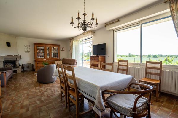 SARZEAU - GOLF DU MORBIHAN - Belle Maison traditionnelle T5 de 115 m² avec grand jardin arboré et clos de plus de 2700 m² , Sarzeau