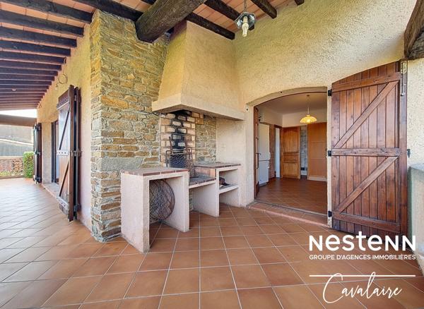 Villa vue mer 130 m² sur terrain piscinable avec garage à Cavalaire proche de Bonporteau