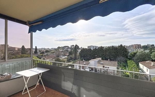 Appartement à vendre    3 pièces • 59,64 m2 Le Cannet