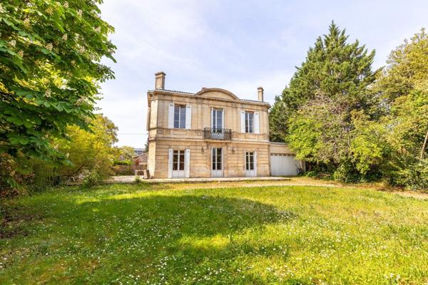 Vente Maison de luxe Bordeaux 9 Pièces 210 m²