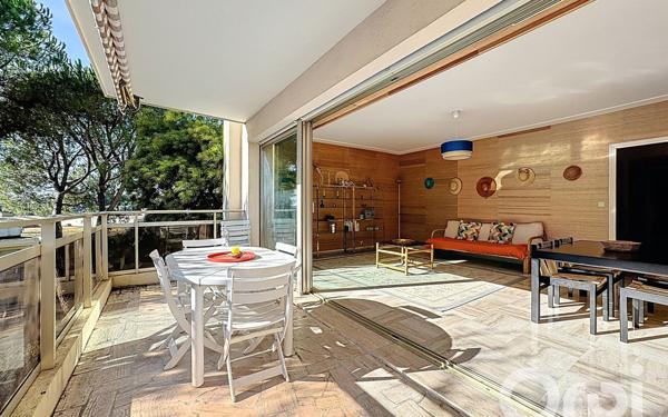 Appartement à vendre    3 pièces • 81 m2 Villeneuve-Loubet