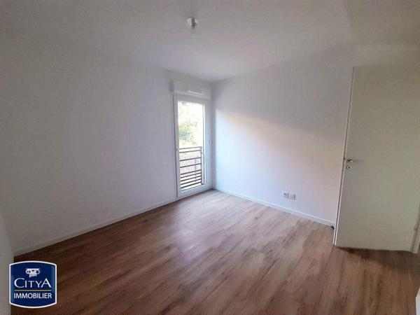 Appartement à louer 3 pièces 69.77m²