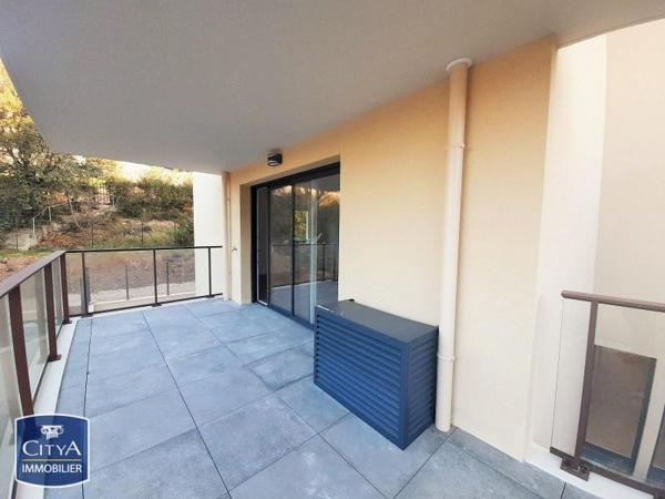 Appartement à louer 3 pièces 69.77m²