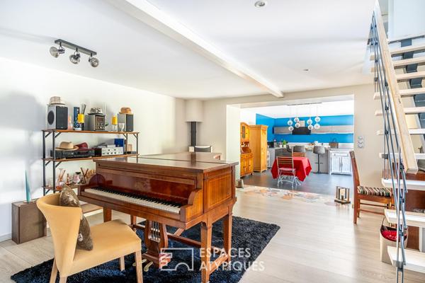 Appartement avec terrasse dans les dépendances d’une ancienne bâtisse