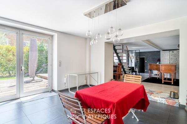 Appartement avec terrasse dans les dépendances d’une ancienne bâtisse