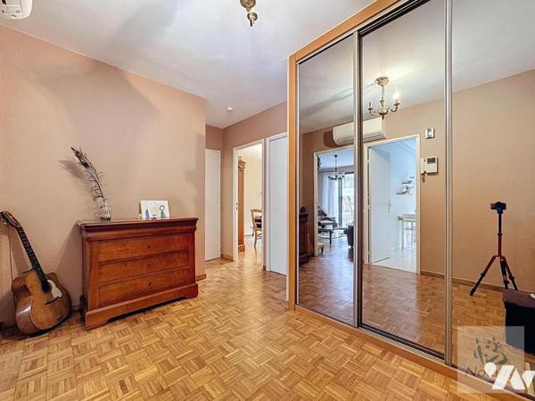 Marseille - Appartement T3 de 62 m² avec balcon, cave et garage