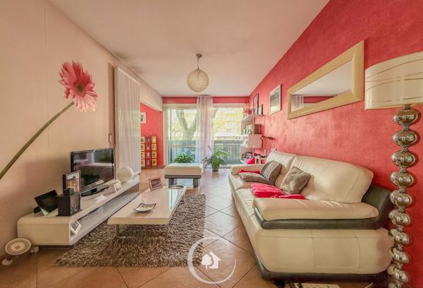 Cenon (33150) APPARTEMENT T4 - 3 CHAMBRES - BALCON - CAVE - PARKING BOX