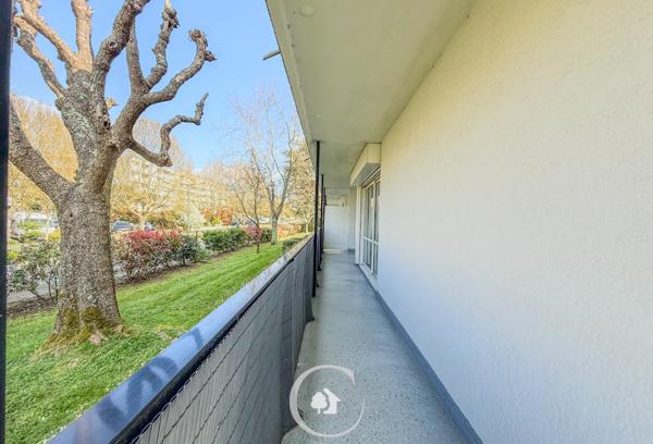 Cenon (33150) APPARTEMENT T4 - 3 CHAMBRES - BALCON - CAVE - PARKING BOX