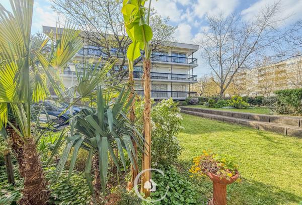 Cenon (33150) APPARTEMENT T4 - 3 CHAMBRES - BALCON - CAVE - PARKING BOX