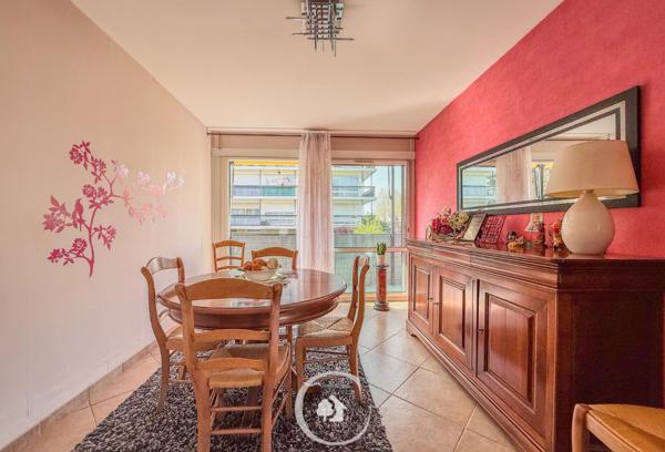 Cenon (33150) APPARTEMENT T4 - 3 CHAMBRES - BALCON - CAVE - PARKING BOX
