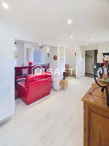 MURS 190 m² & FONDS DE COMMERCE – BAR / RESTAURANT avec LOGEMENT + TERRASSES