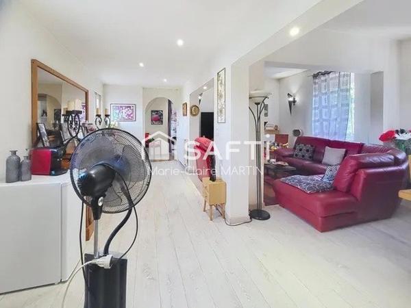 MURS 190 m² & FONDS DE COMMERCE – BAR / RESTAURANT avec LOGEMENT + TERRASSES