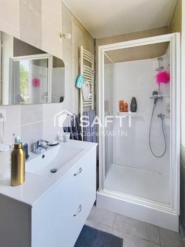 MURS 190 m² & FONDS DE COMMERCE – BAR / RESTAURANT avec LOGEMENT + TERRASSES