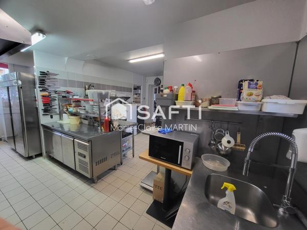 MURS 190 m² & FONDS DE COMMERCE – BAR / RESTAURANT avec LOGEMENT + TERRASSES