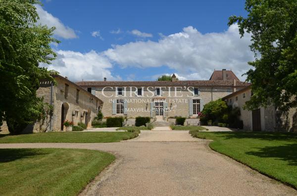 Très beau domaine viticole en  Agriculture Biologique AOC Montravel, Haut-Montravel et Côtes de Bergerac