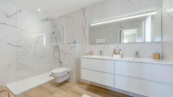 Vente Villa de luxe Les Issambres 6 Pièces 230 m²