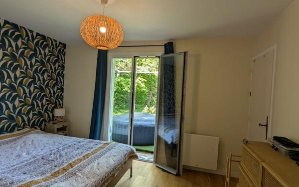 Maison à louer    5 pièces •  Éveux