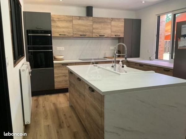 PAVILLON 5 CHAMBRES AVEC PISCINE