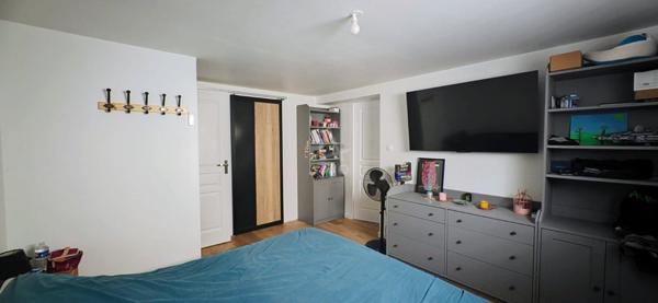 PAVILLON 5 CHAMBRES AVEC PISCINE