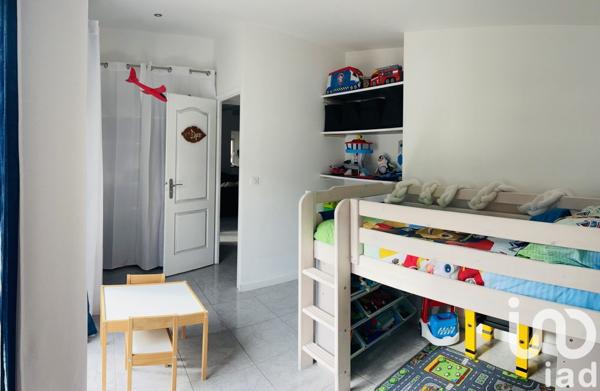 Maison traditionnelle 4 pièces de 145 m² à Saint-Julien-en-Saint-Alban (07000)