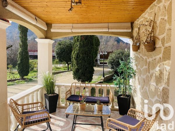 Maison traditionnelle 4 pièces de 145 m² à Saint-Julien-en-Saint-Alban (07000)