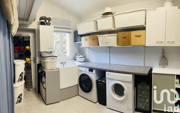 Maison traditionnelle 4 pièces de 145 m² à Saint-Julien-en-Saint-Alban (07000)