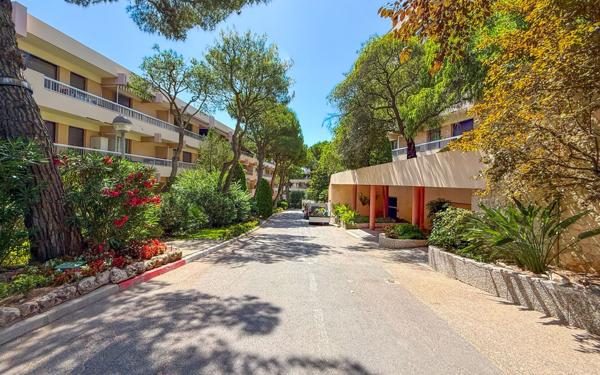 Appartement à vendre    1 pièce • 31,71 m2 Nice