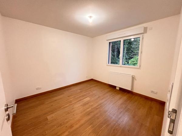 EN CENTRE DE VILLE LA QUEUE EN BRIE