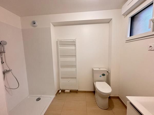 EN CENTRE DE VILLE LA QUEUE EN BRIE