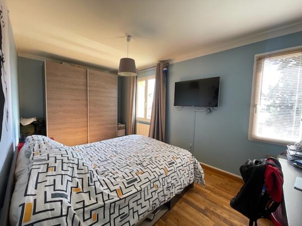 MAISON T6 AVEC JARDIN ET GARAGE