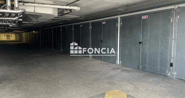 À vendre Parking 12.5 m² - Gentilly 94250