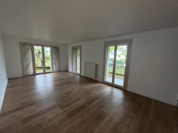 Appartement à louer 680 € CC Cahors 3 p 77 m² DPE D