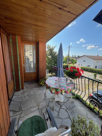 Maison individuelle de 100 m² habitables sur terrain arboré de 892 m² à Villars-les-Dombes