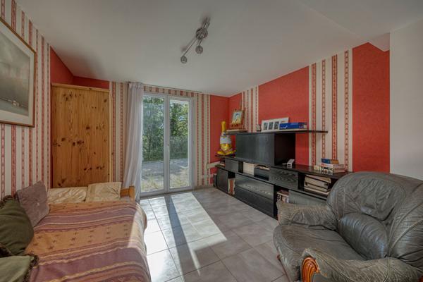 Maison familiale 6 pièces avec jardin, terrasse et sous-sol aménagé - POISY