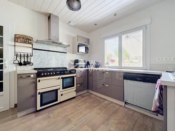 Maison rénovée de 105 m² avec piscine, SPA et 4 619 m² de terrain à Fors