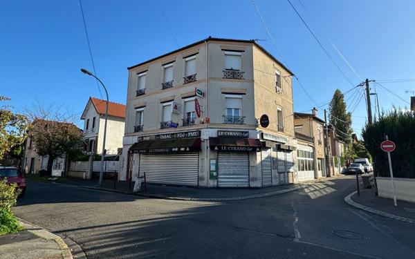 Immeuble à vendre    17 pièces • 436 m2 Bondy