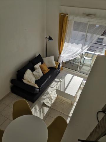 Appartement
                                                                                                                                                                                                                                                                                                                        3 pièce(s)                                                                                                                                                                                                          2 chambre(s)                                                                                                                                                                                                          42  m²