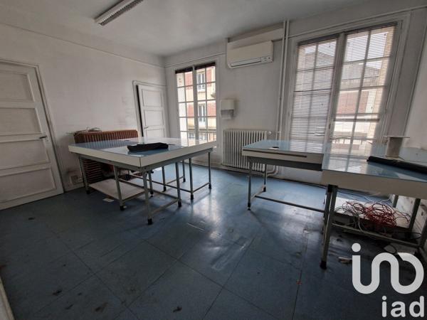 Maison de ville 27 pièces de 468 m² à Neufchâtel-en-Bray (76270)