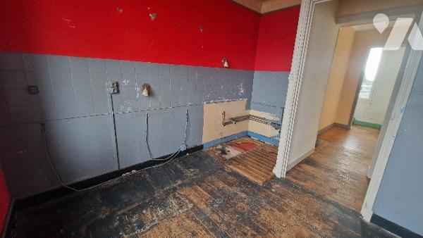 Immeuble à usage mixte commerce / habitation en centre-ville