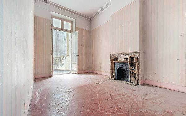 Appartement à vendre    4 pièces • 69,97 m2 Avignon